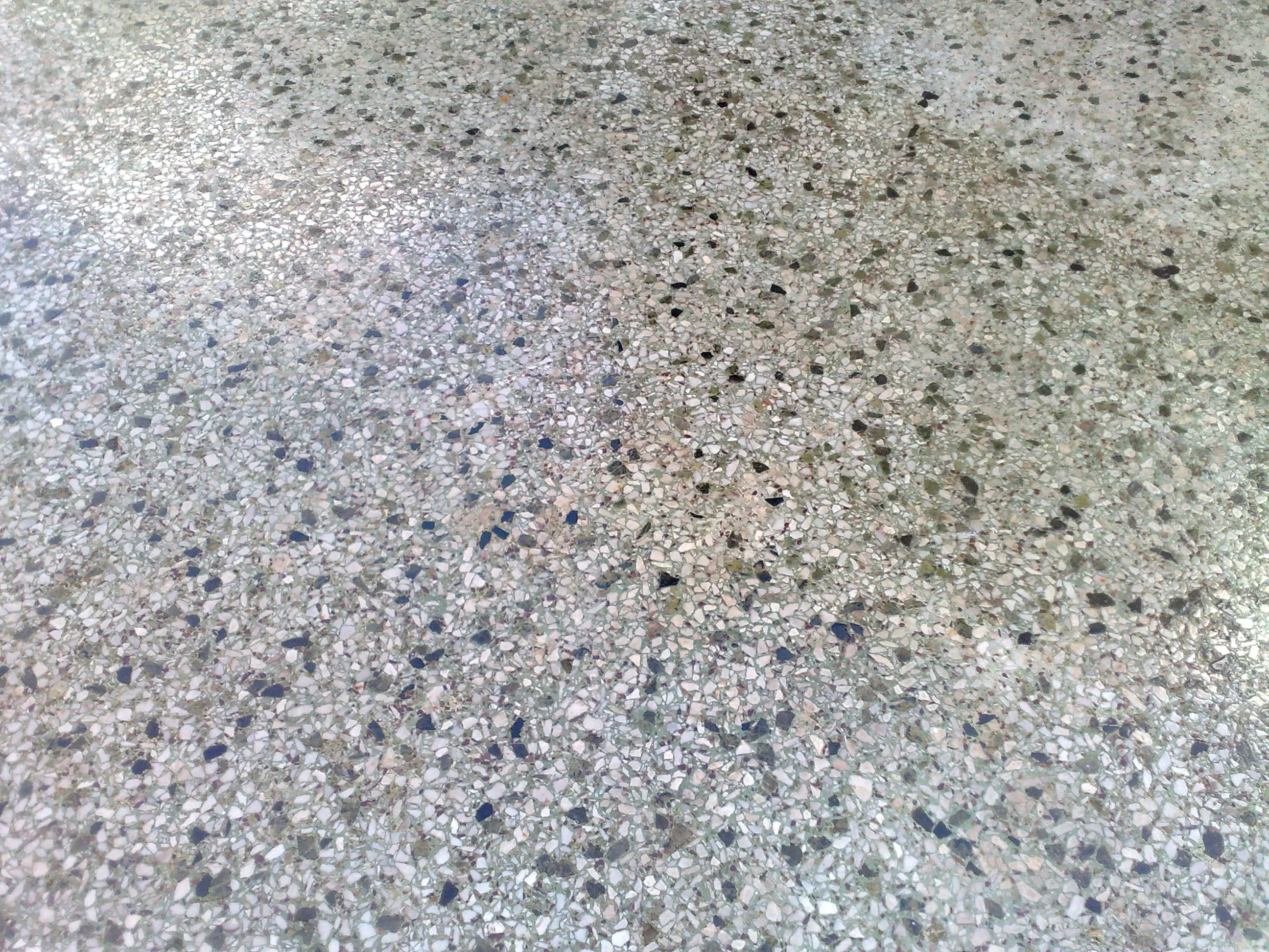 επαλοιφόμενο διάφανο σε μωσαικό